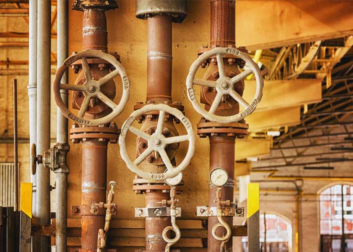 AVANÇA AMPARO Commercial Plumbing